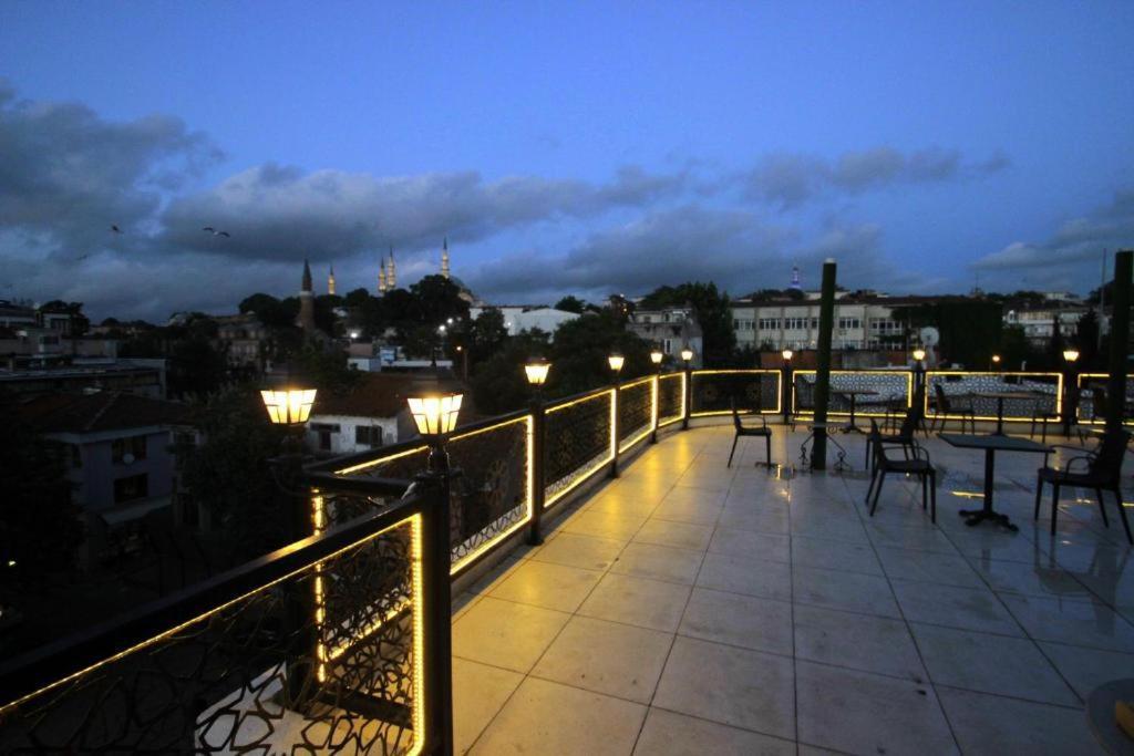 Hotel Guler Palas Vefa Provincia di Provincia di Istanbul Esterno foto
