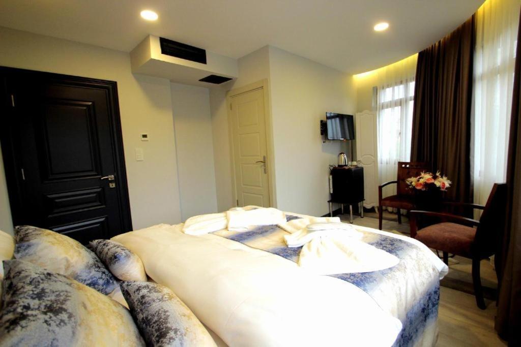 Hotel Guler Palas Vefa Provincia di Provincia di Istanbul Esterno foto
